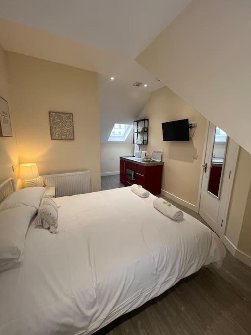 6 Studio Flat, 50M To Airbus Bristol Eksteriør bilde