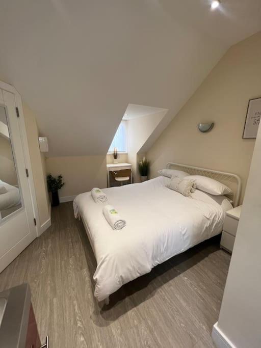 6 Studio Flat, 50M To Airbus Bristol Eksteriør bilde
