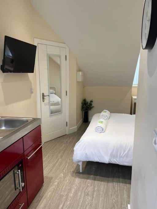 6 Studio Flat, 50M To Airbus Bristol Eksteriør bilde